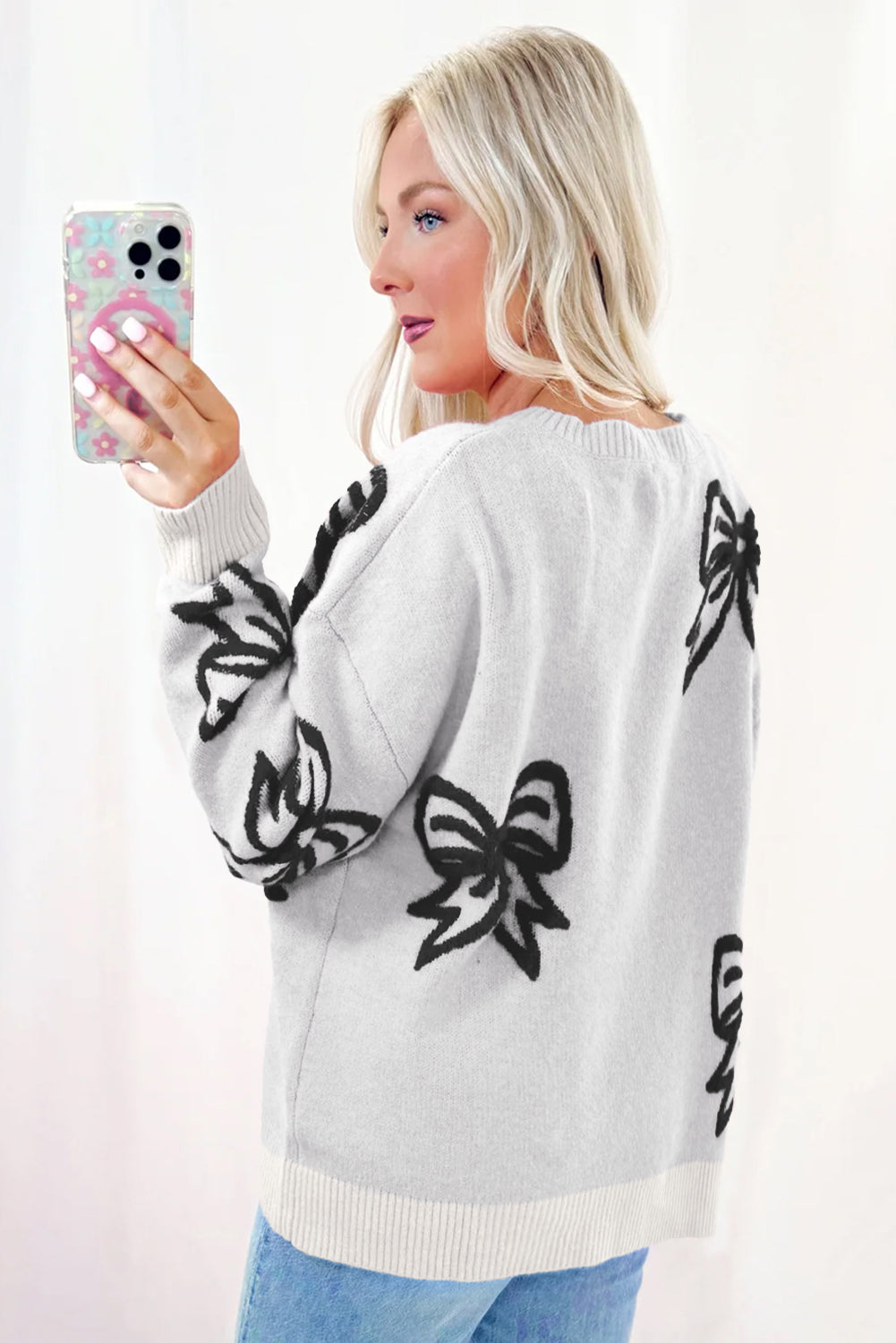 White Bow Pattern Drop Shoulder Loose Sweater